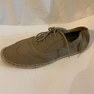 Nice cloth shoes by Cole Haan in size 8.5B lace up